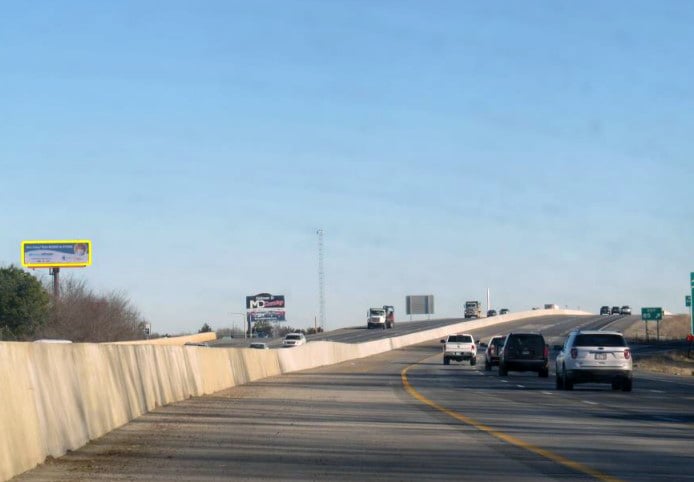 Location photo for I-49 W/S, AT MM 85, 3609 Moberly Lane, Bentonville, AR (D62S1)