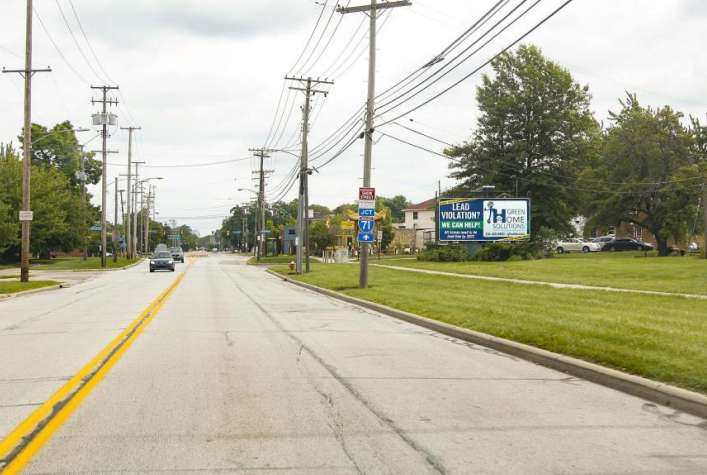 Bellaire Rd SS 30ft W/O Brookfield Av F/W-2 Media