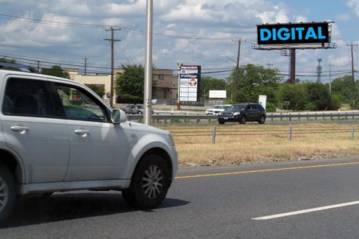 Location photo for W Loop 1604 N near Bridgewood Market Plaza, Far West Side (San Antonio)