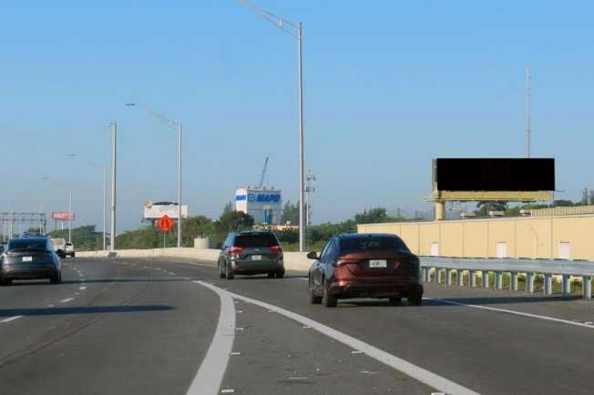 Location photo for NW 27th St near Gazebo At MILLS POND PARK (Oakland Park)