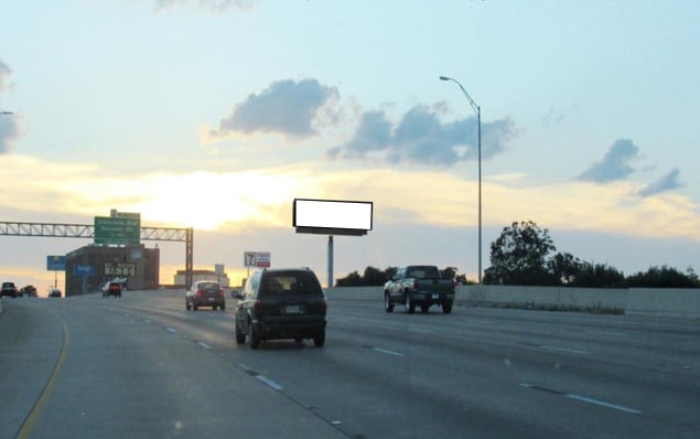 I-10 W E/O Vance Jackson NS F/E F/E Media