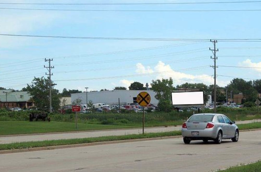 Location photo for WI-164 near Aldi's-Waukesha (East) (Waukesha)