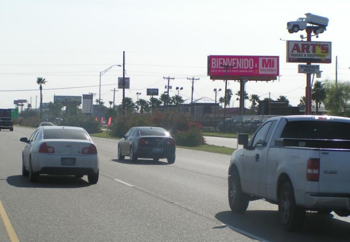 Location photo for W Expy 83 near Kamila Plaza (McAllen)