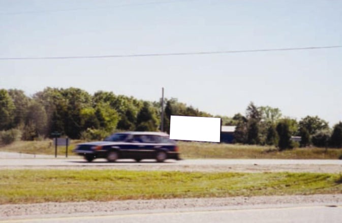 US-23 .4 mi S/O Brighton E/S F/NW Media