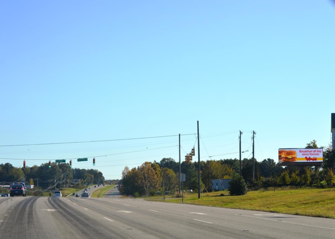 Location photo for Hickory Ridge Dr near Bojangles (call 336-883-7278 for pickup at least 30 minutes in advance) (Greensboro)