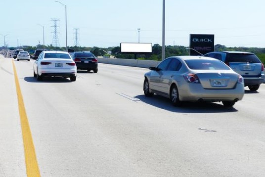 Location photo for U.S. 19 Frontage Rd near Us Hwy 19 N + Belleair Rd (Clearwater)