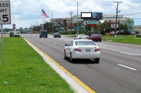 Location photo for US Hwy 19 N near Us Hwy 19 N + Silk Oak Lodge Mhp (Clearwater)