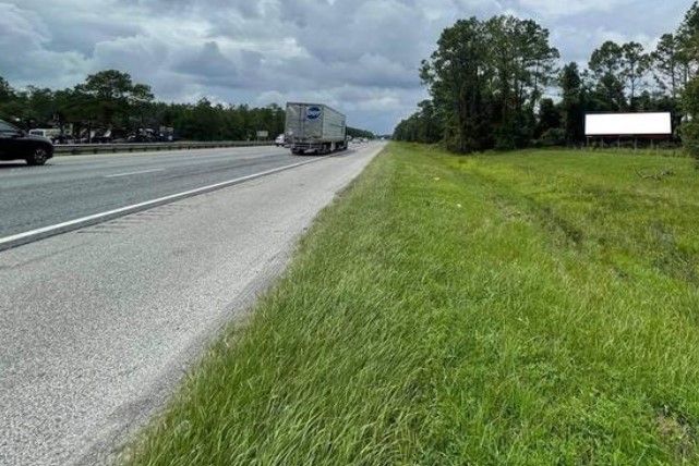 Location photo for I-95 WS 0.5mi S/O CR 210 F/N -