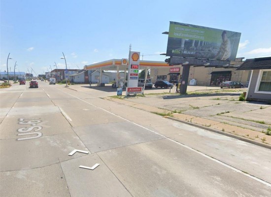 Location photo for State St near 10th St & State St (Bettendorf)