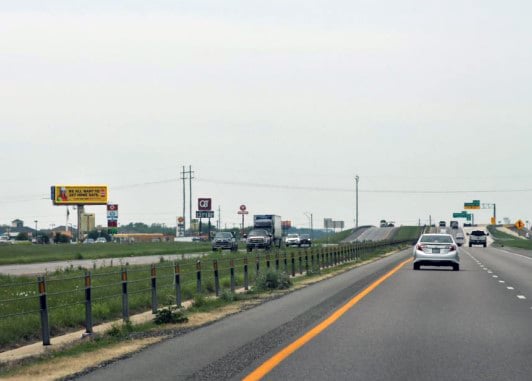 Location photo for I-35W near Chadwick Commons (Northlake)