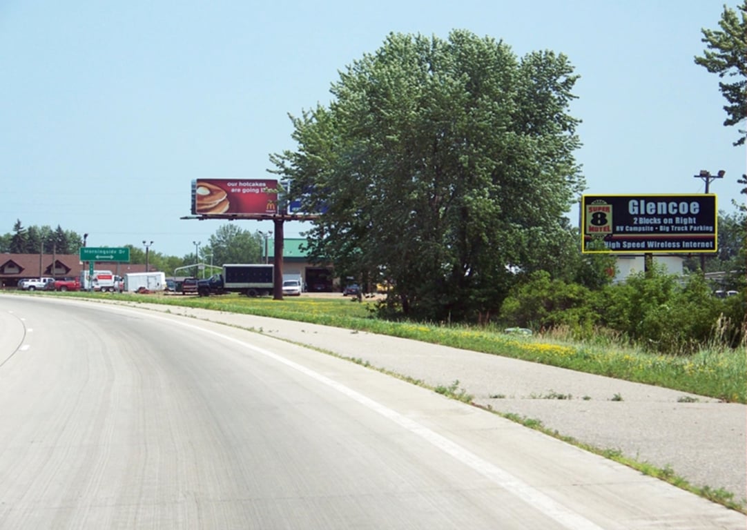 Location photo for 8th St near Veterans Memorial (Glencoe)