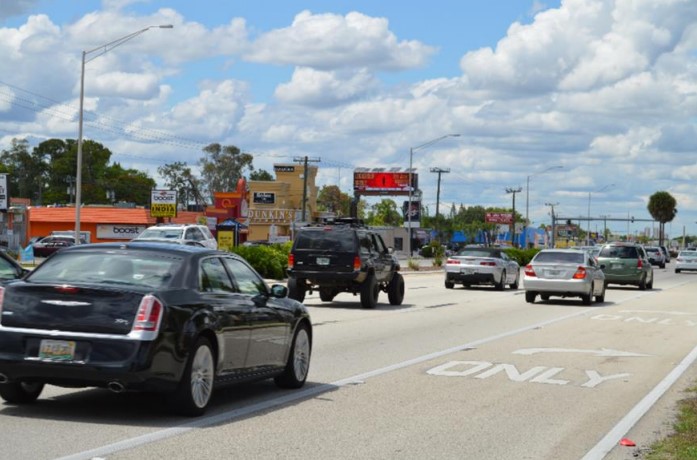 Location photo for S Cleveland Ave near S Cleveland Ave & Oak Dr (Fort Myers)