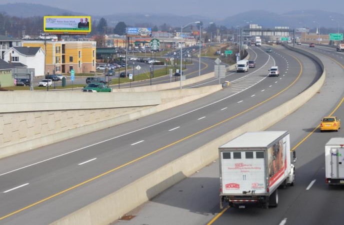 I-180 @ BASIN ST @ STARBUCK'S COFFEE E/B Media