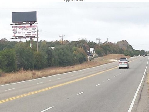 3550 US 281 North, W/S US 281, 1 mi. N/O Burnet Media