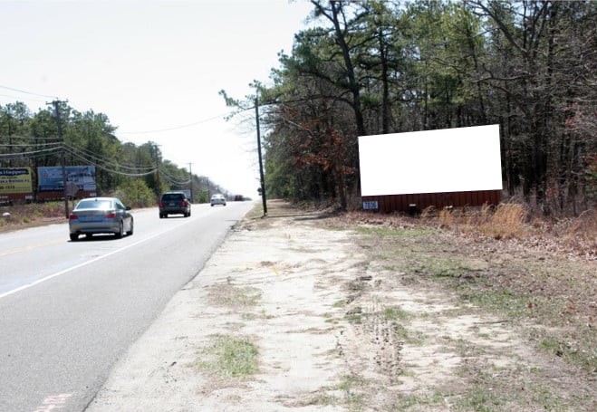 Rt 72 4 mi W/O Garden State Pkwy S/S F/W Media