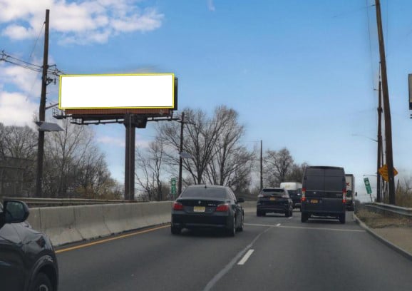 Location photo for RT 17 N 2mi N/O I-80 (Rochelle Park)