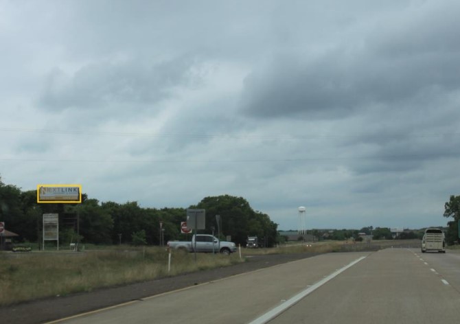 Location photo for US 175 S/S .9MI. E/O SH 274, S/S TOP