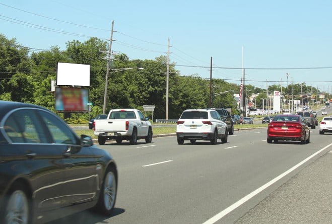 Rt 37 2.2 mi E/O Garden State Pkwy S/S F/E Media