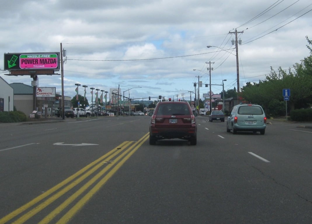 MARKET ST. SL 50' E/O 32ND Media