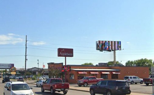 Applebees on 3rd Media