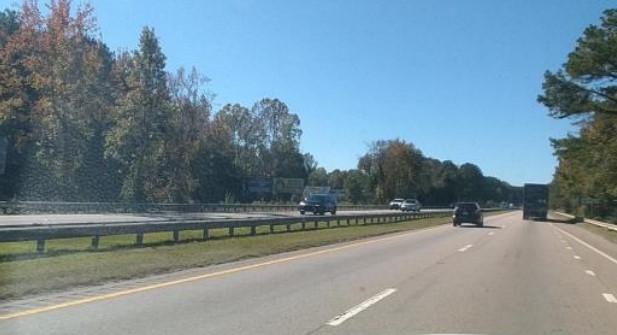 I-85 0.3 mi S/O RED MILL RD.(MM181.5) ES Media