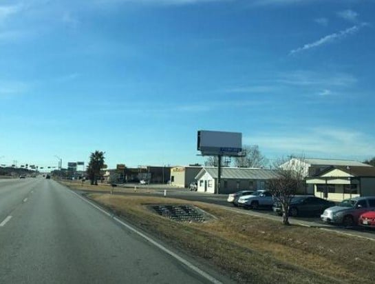 Location photo for TX-123 near Broadway Health Clinic (San Marcos)