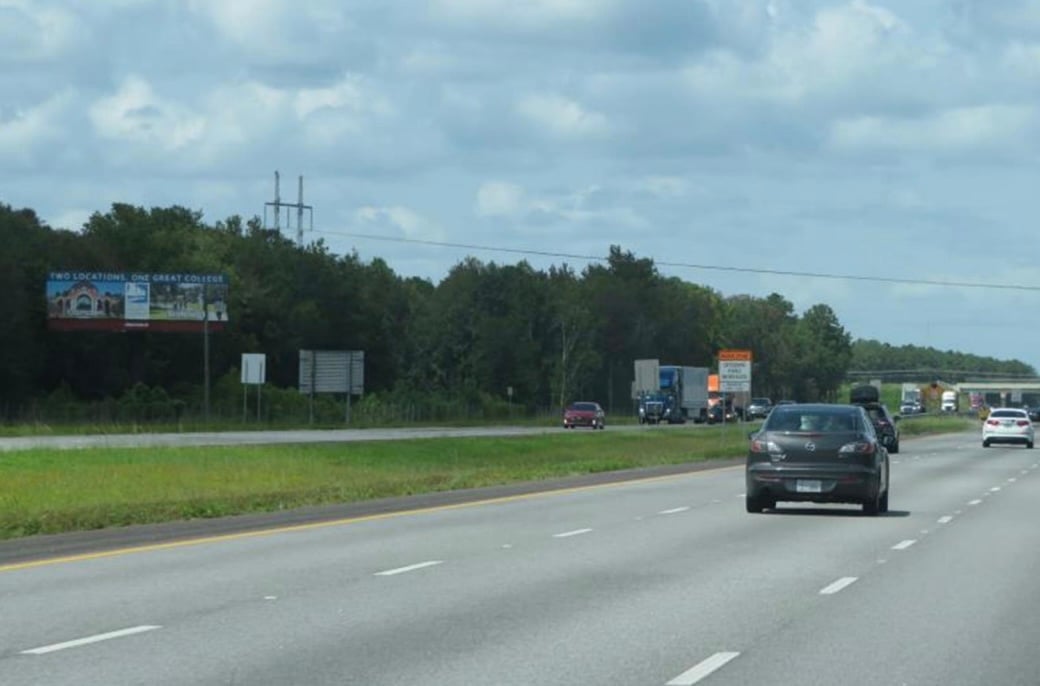 I-95 W, 3394' S of Colerain Rd Exit 6 Media