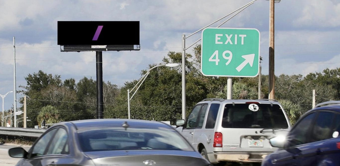 I-275 .50 mi S/O Busch Blvd E/S F/S Media