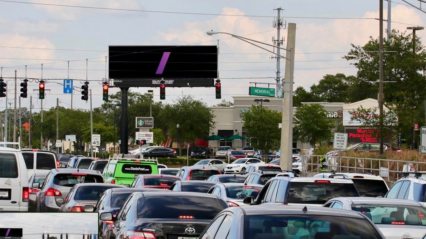 Hillsborough 300 ft E/O E Memorial Hwy S/S F/W Media