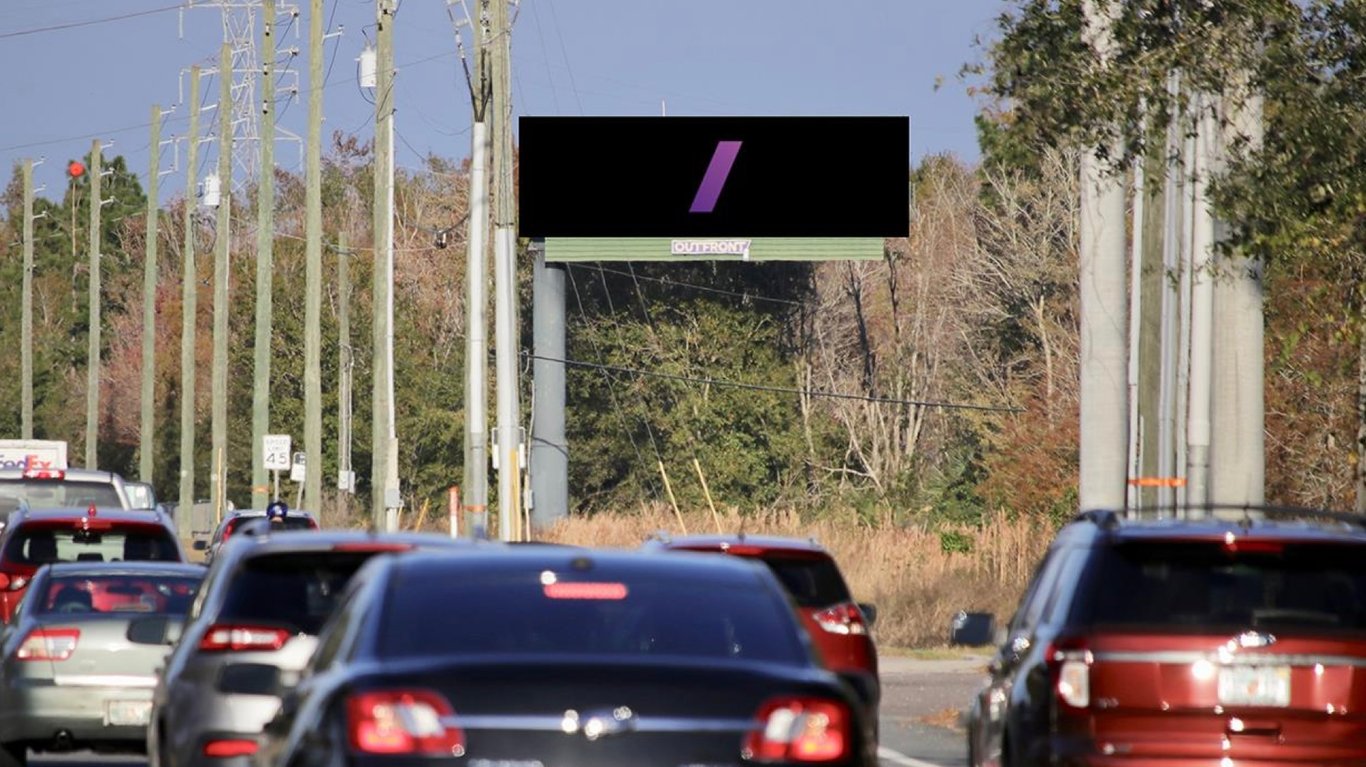 Race Track Road .5 mi N/O Linebaugh Ave ES F/S Media