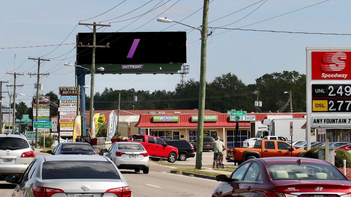 Waters Avenue .6 mi W/O Hanley Road S/S F/W Media