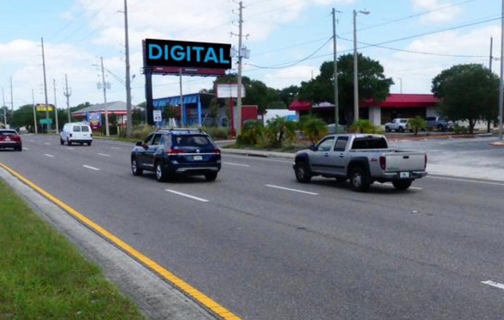 Location photo for E Brandon Blvd near Brandon Blvd @ Glendale Dr (Brandon)