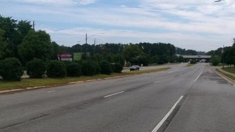 2410 S. WILMINGTON ST. 0.2 mi S/O I-440/40 WS Media