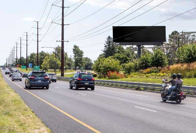 Rt 72 1.3 mi E/O Garden State Pkwy S/S F/W Media