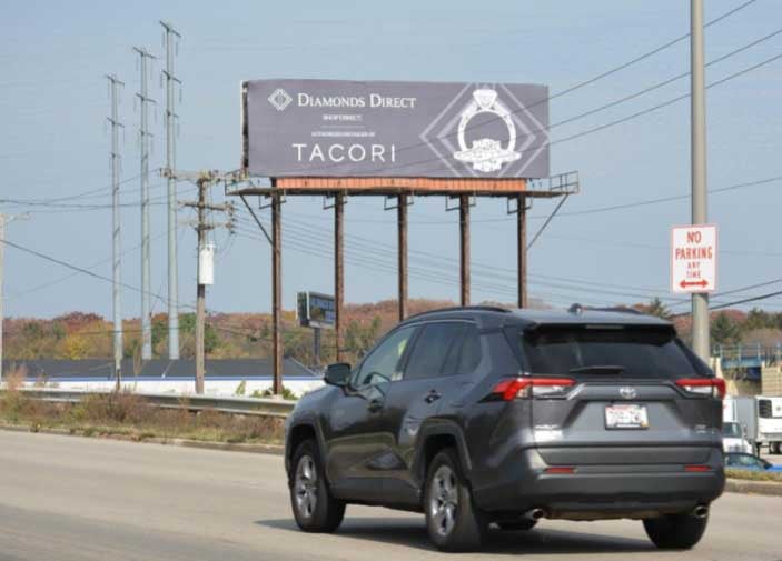 E/S Hwy 100 S/O I-94 Media