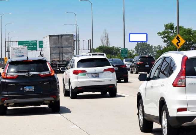 Kennedy (I-90/I-94) 465' s/o Addison E/L F/E Media