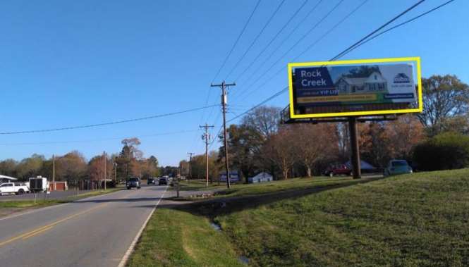 Location photo for NC-16 Bus near Lake Norman Garden and Pantry (Denver)