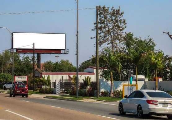 Location photo for N U.S. Hwy 41 near US Hwy 41 @ South Bay Family Center (Ruskin)