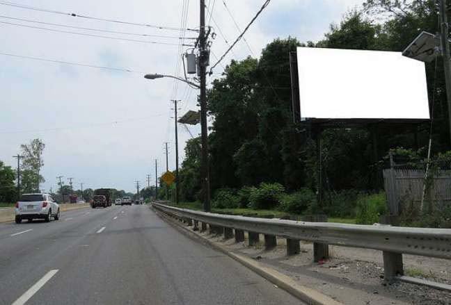 Location photo for Crescent Blvd near Shane Chapman Memorial Park, West Collingswood Heights (Gloucester City)