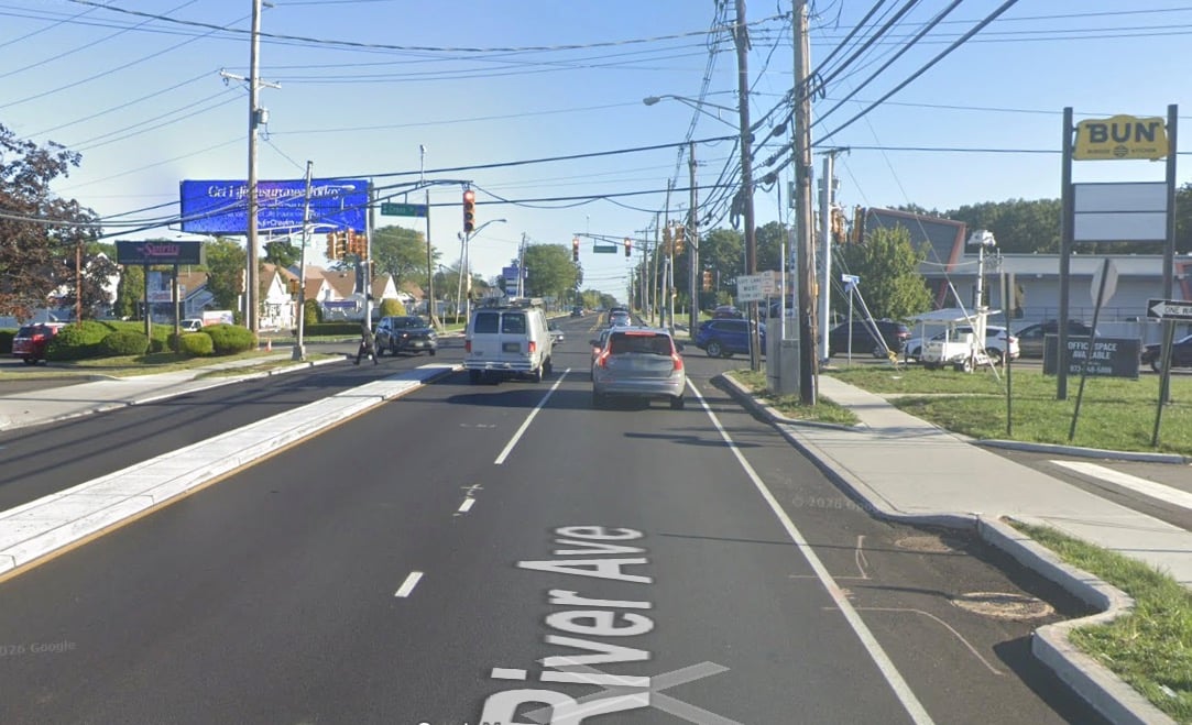 Cross & Route 9 North NB (Border of Toms River) F/S