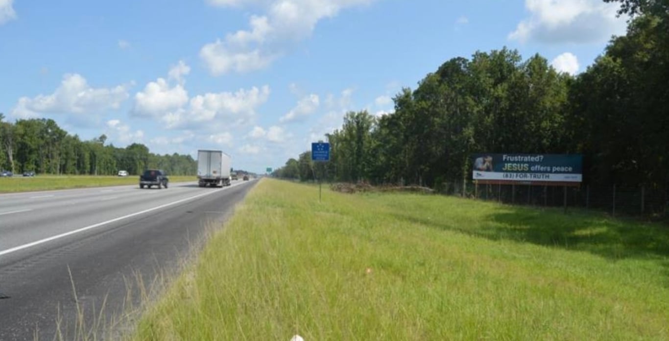 E/S I-95 1.6 MI N/O EXIT 3 F/S Media