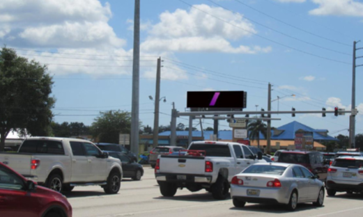 US 1 50.00 ft S/O Pt St Lucie E/S F/N Media