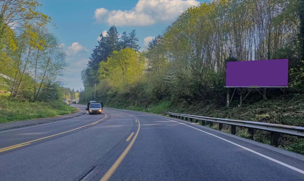 W/L BETHEL AVE .23 MI S/O BAY ST N F/N Media