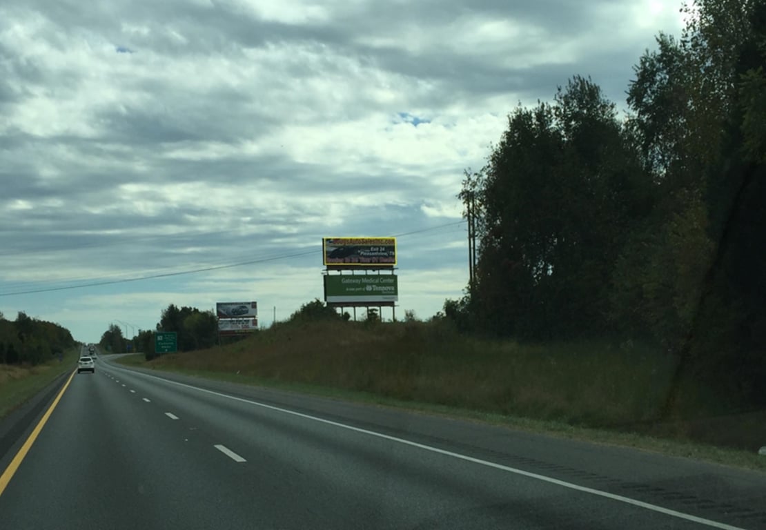 I-24 500' W/O EXIT 11, FW, TOP Media