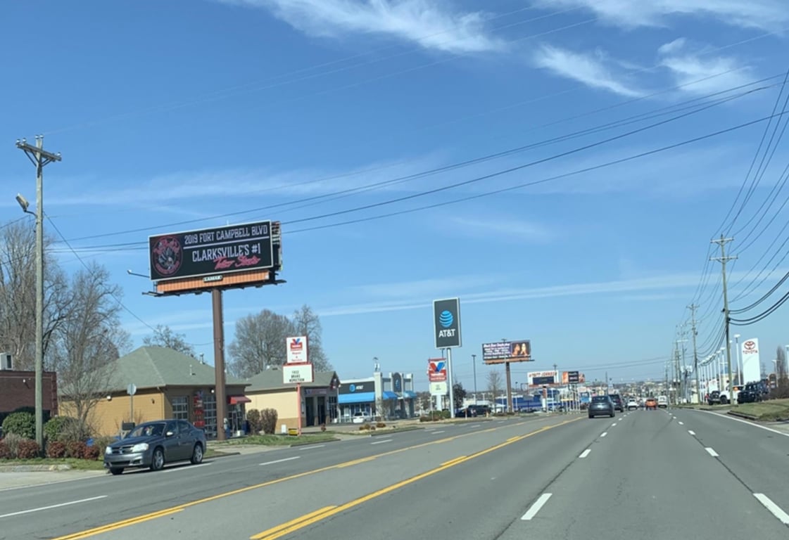 W/S 2514 WILMA RUDOLPH BLVD OB Media