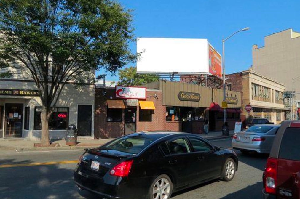 Location photo for Washington St NS 150ft W/O Oxford St F/W - 2