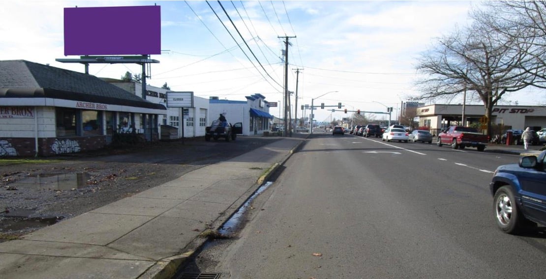 Location photo for W 11th Ave near Garfield/11th Station Inbound, Western (Eugene)