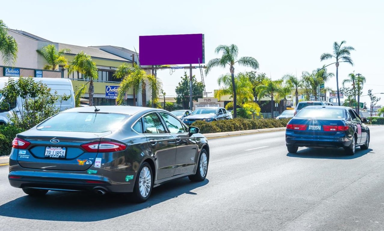 El Cajon Blvd. 250.00 ft E/O 71st St. S/S F/E Media