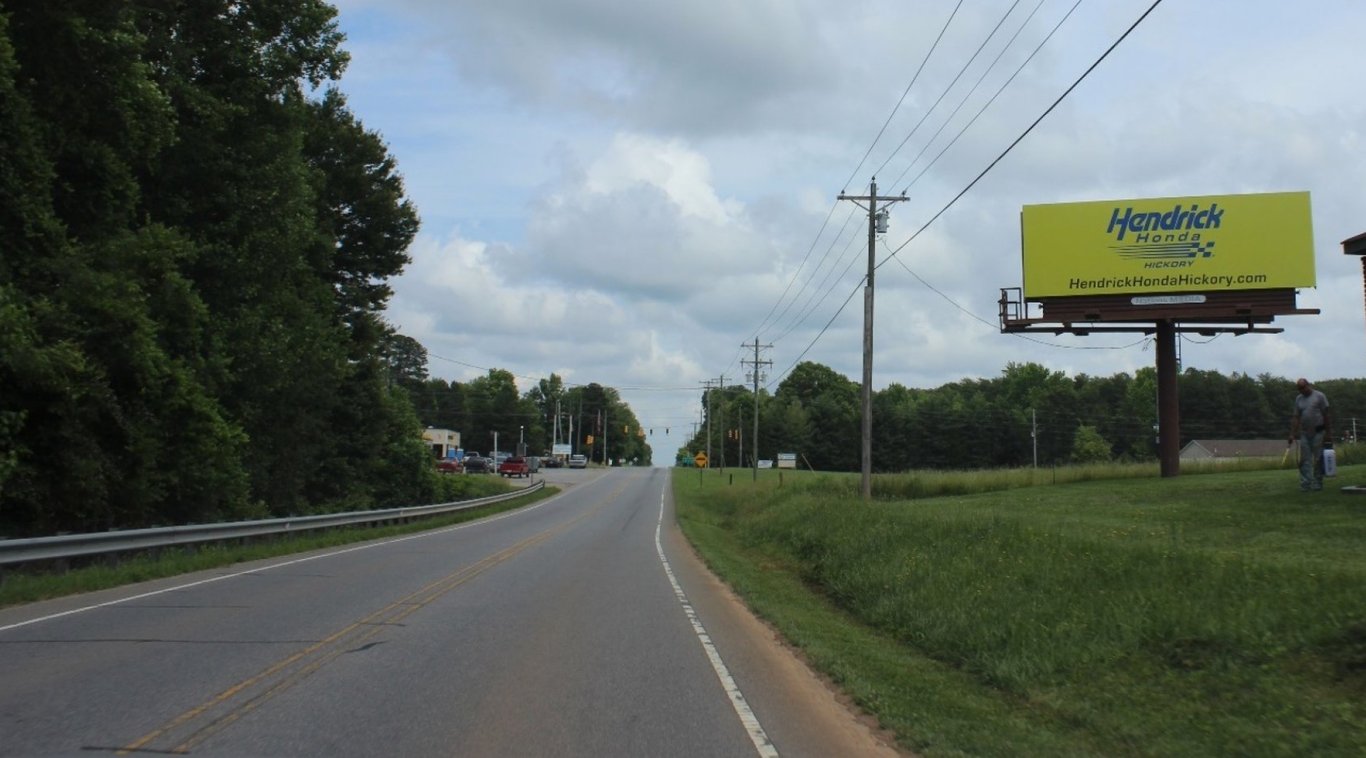 Location photo for E Hwy 150 (Lincolnton)