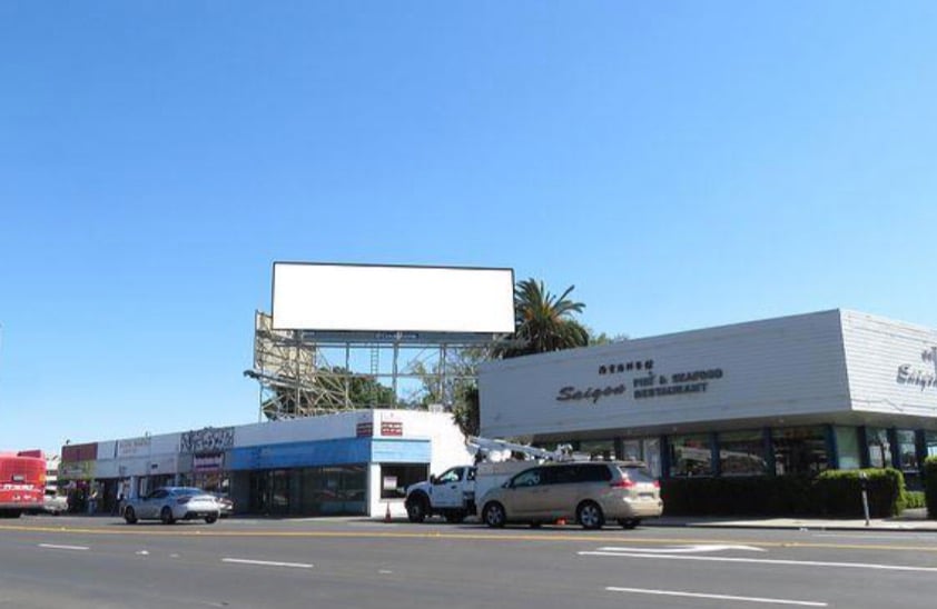 Location photo for El Cajon Blvd near El Cajon Bl & 43rd St, City Heights (San Diego)